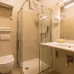 Pensión Tifani Luxury