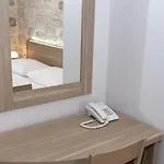 Pensión Tifani Luxury