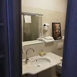 Pensión Tifani Luxury