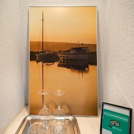 Casa de hóspedes Tifani Luxury