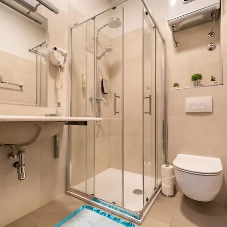بيت ضيافة Tifani Luxury