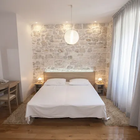 Tifani Luxury Гостевой дом 4*