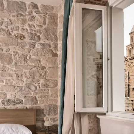 Tifani Luxury 4* Σπλιτ