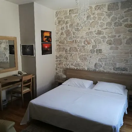 Tifani Luxury Guest house 4*
