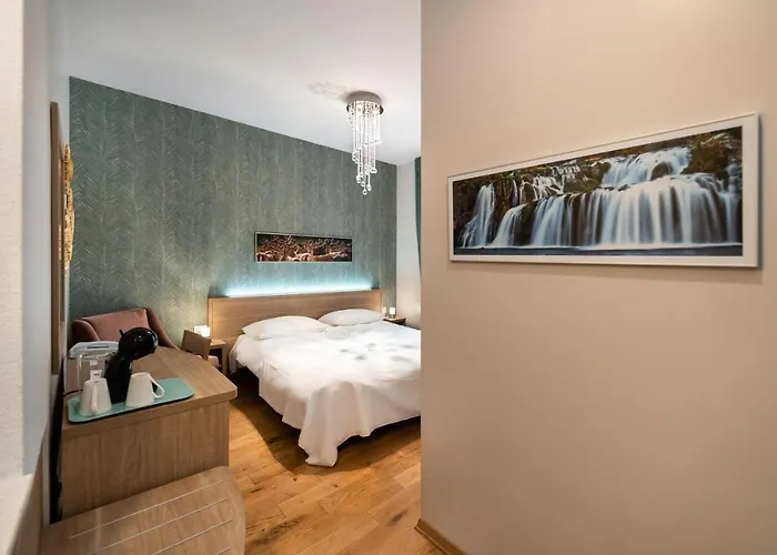 Tifani Luxury Affittacamere 4*