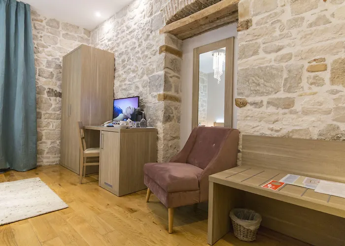 Affittacamere Tifani Luxury 4*