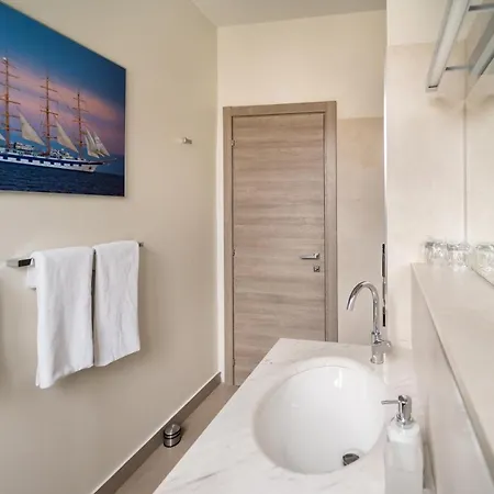 Tifani Luxury Gasthof Split